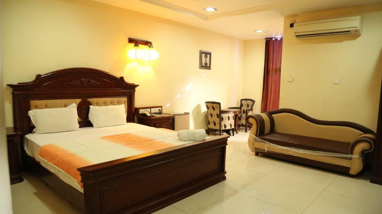 Sriannamalaiyar Residency Ξενοδοχείο Vellore Εξωτερικό φωτογραφία